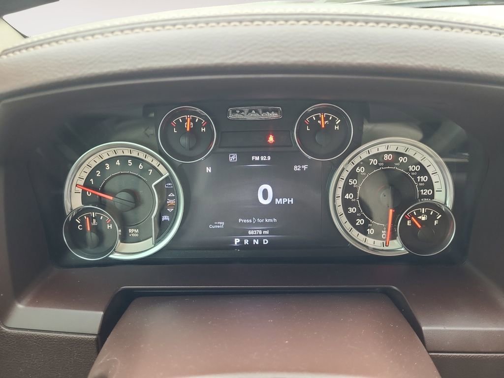 Used 2016 RAM 1500 Laramie w/ Convenience Group AWD/4WD image 19