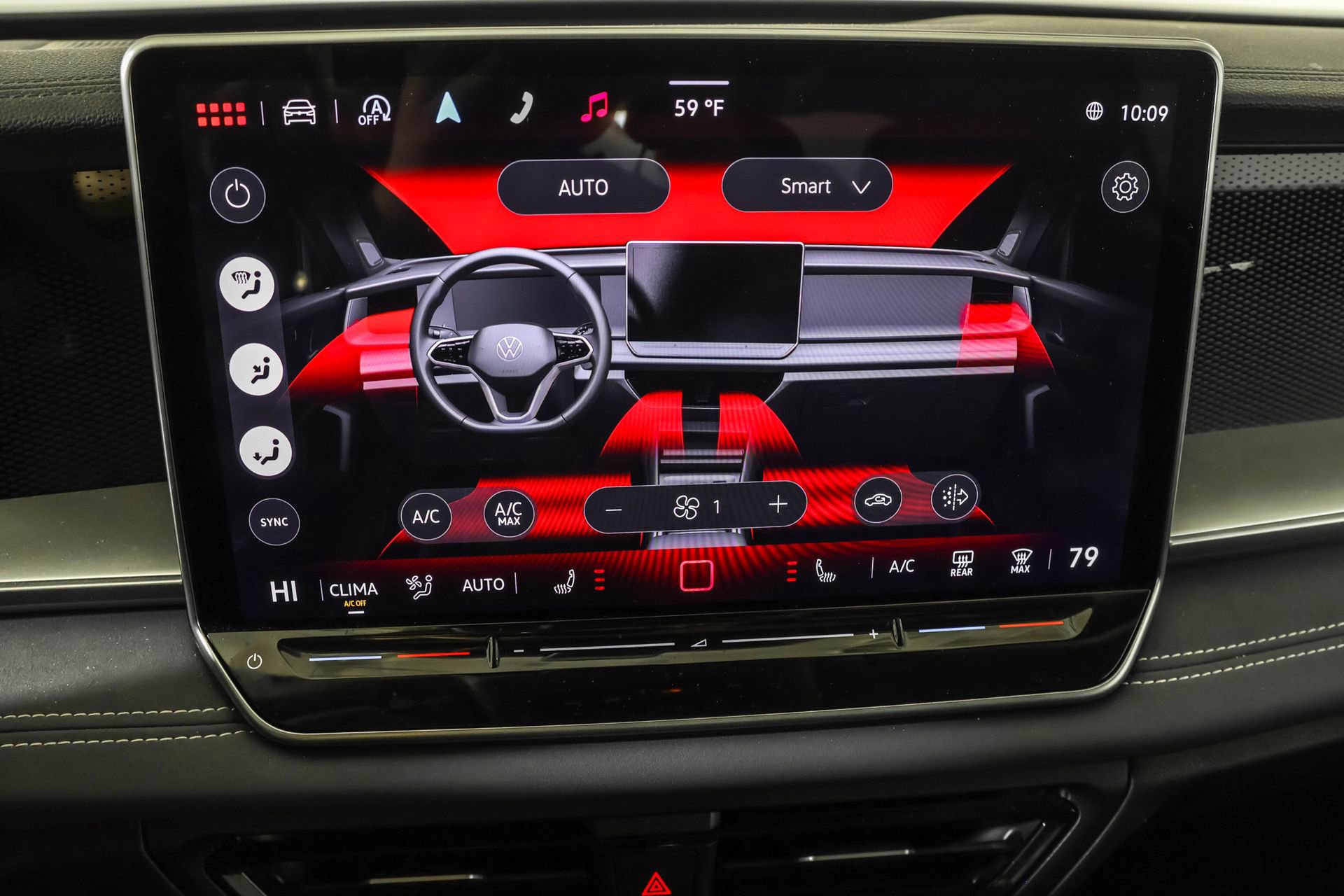 Used 2025 Volkswagen Tiguan SE w/ Panoramic Sunroof Package image 30