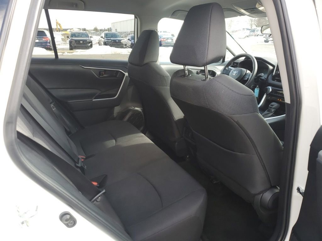 Used 2024 Toyota RAV4 LE image 30
