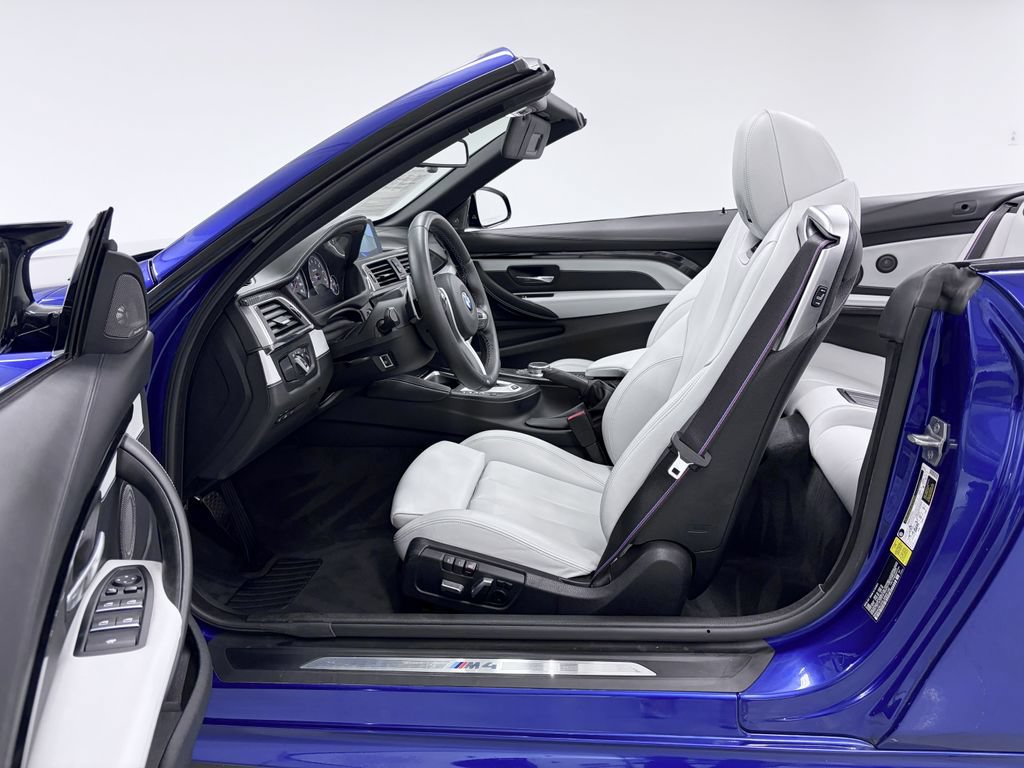 Used 2020 BMW M4 Convertible w/ Competition Package RWD image 14