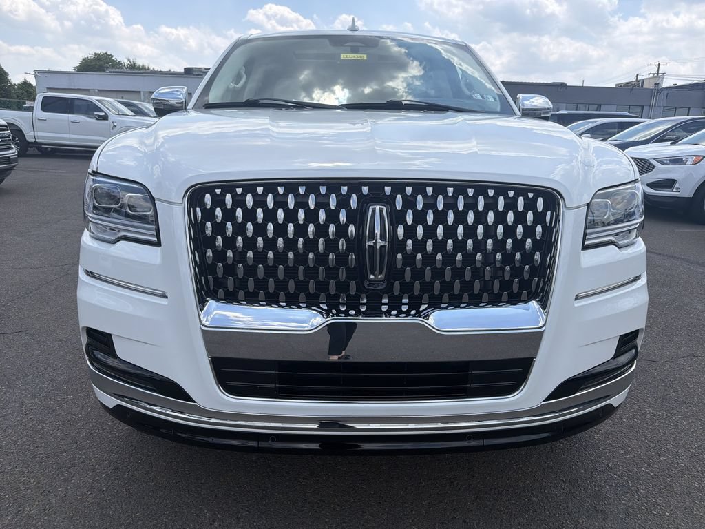 Certified 2024 Lincoln Navigator L Black Label AWD/4WD image 11
