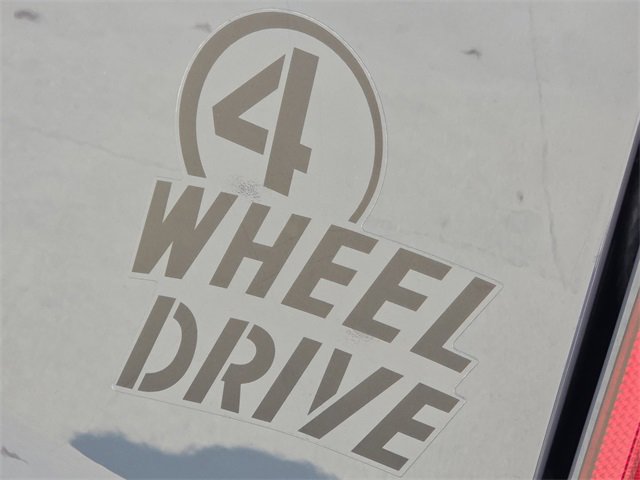 Used 2022 Jeep Gladiator Willys image 10