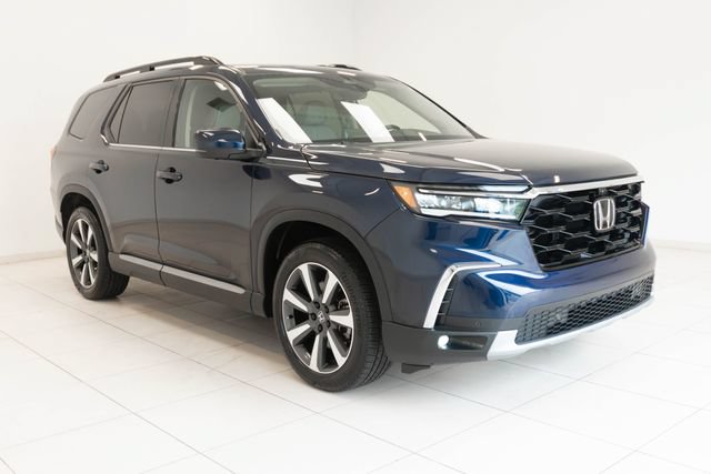 Used 2025 Honda Pilot Elite image 9