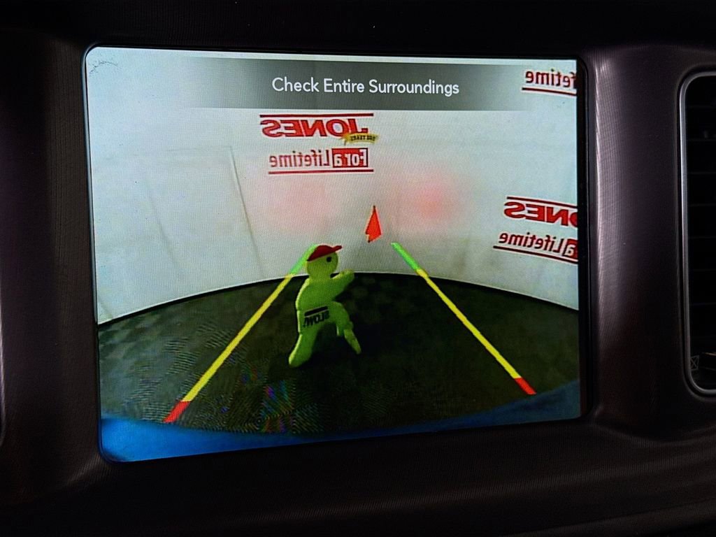 Used 2023 Dodge Charger SXT image 6