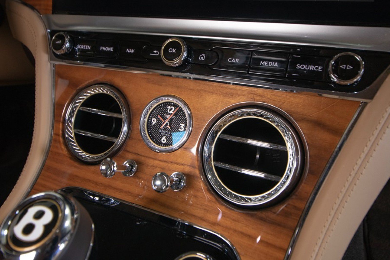 Used 2020 Bentley Continental GT V8 AWD/4WD image 47