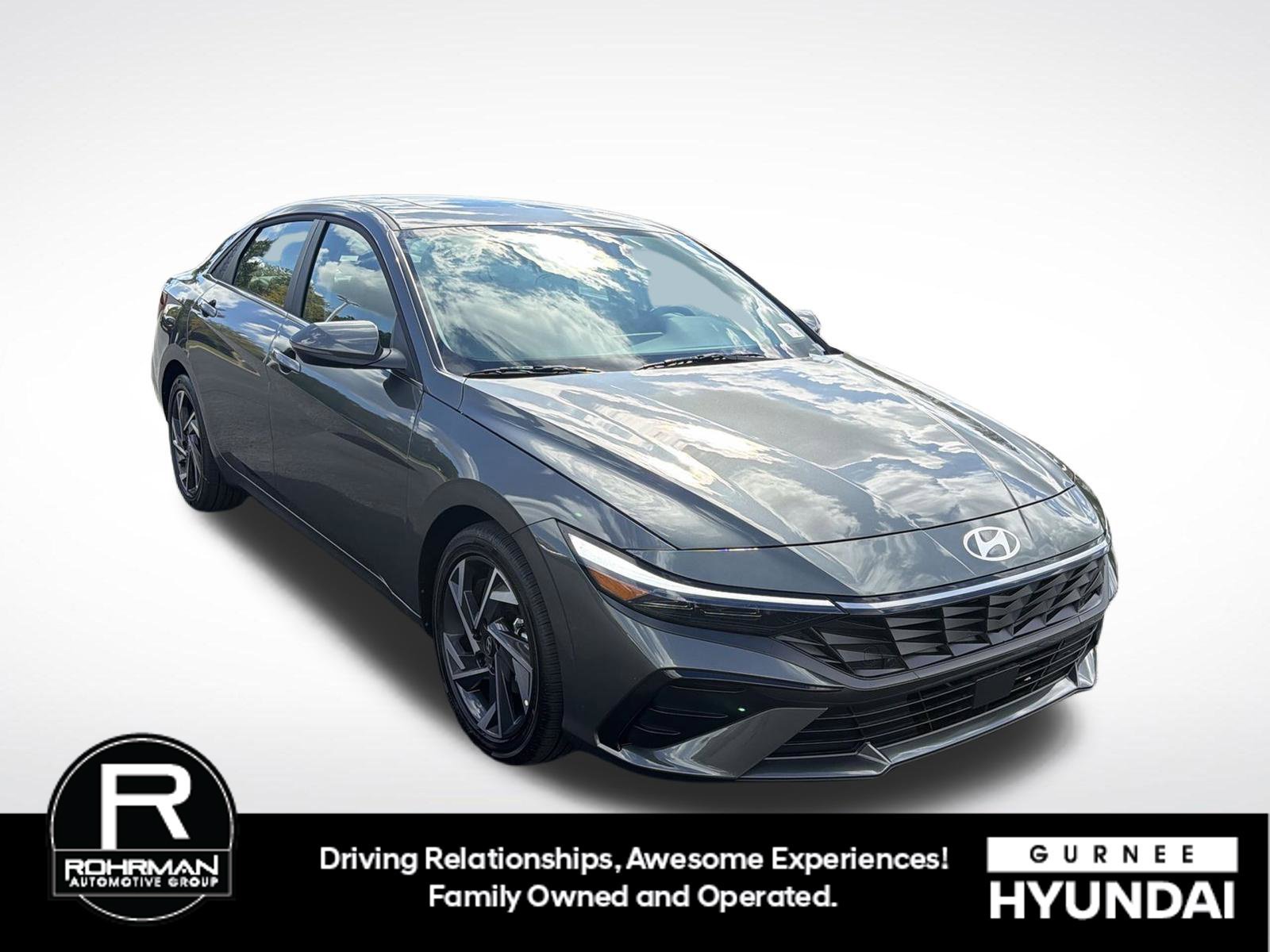 New 2026 Hyundai Elantra Limited FWD image 2