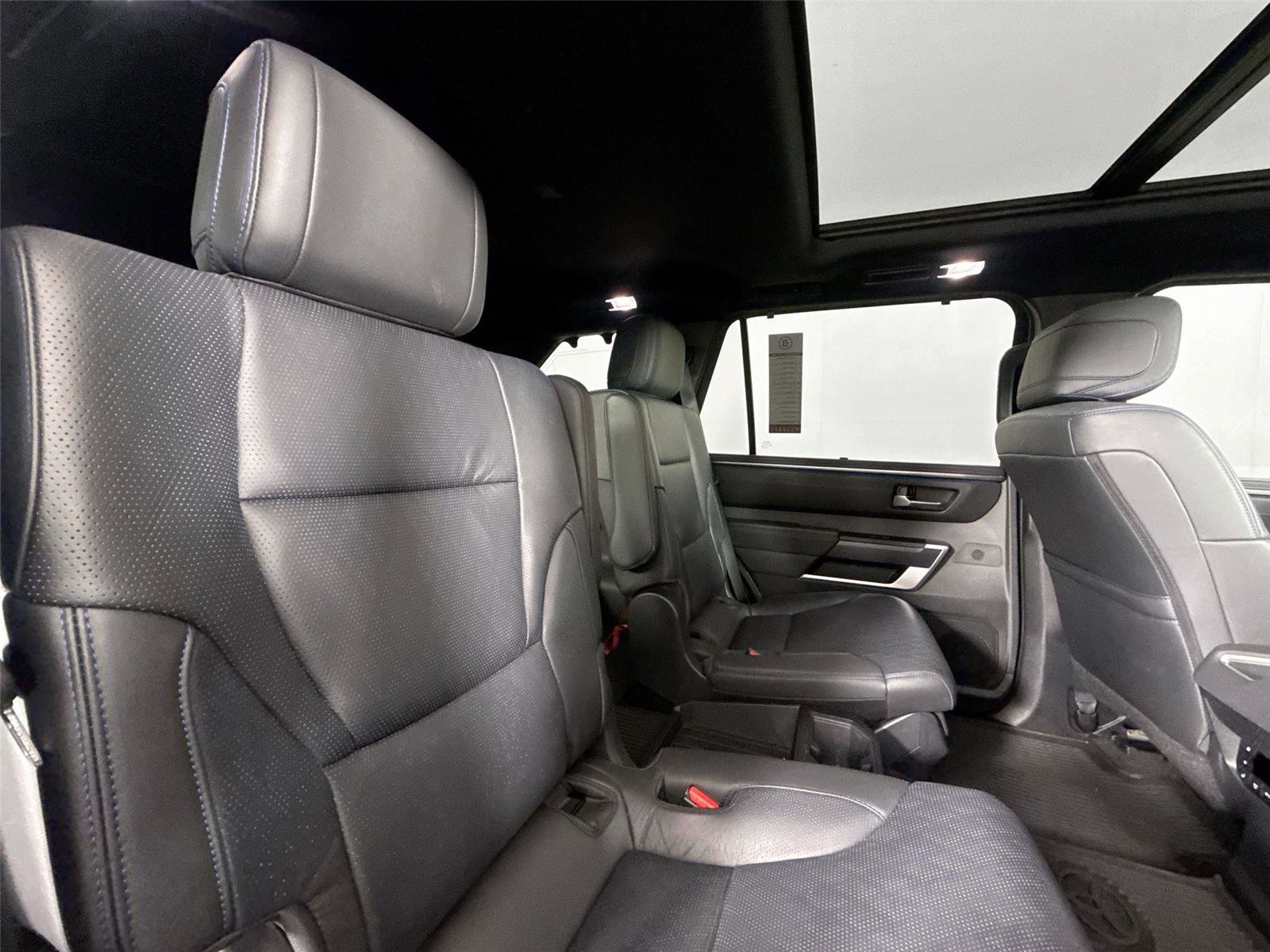 Certified 2024 Toyota Sequoia Platinum image 44