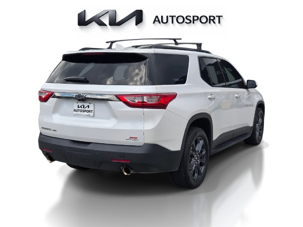 Used 2019 Chevrolet Traverse RS w/ LPO, 'HIT The Road' Package AWD/4WD image 8