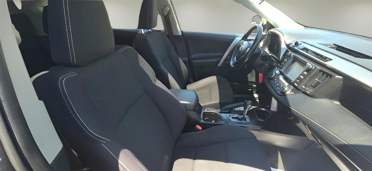 Used 2017 Toyota RAV4 XLE w/ Plus Special Value Package AWD/4WD image 24