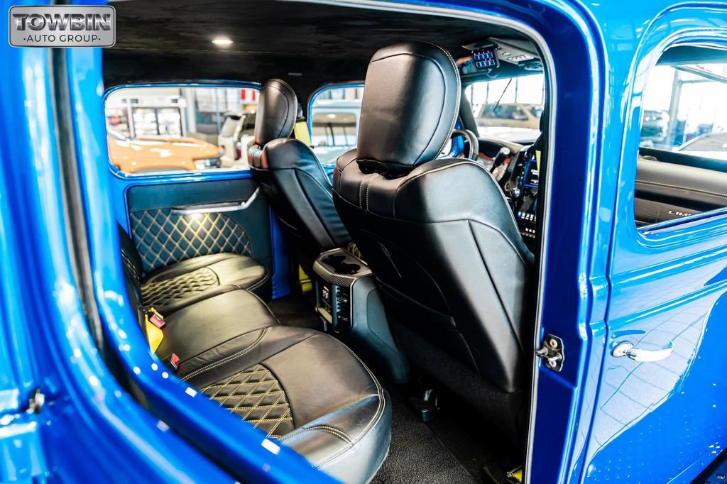 Used 2021 RAM 4500 4x4 Crew Cab DRW image 13