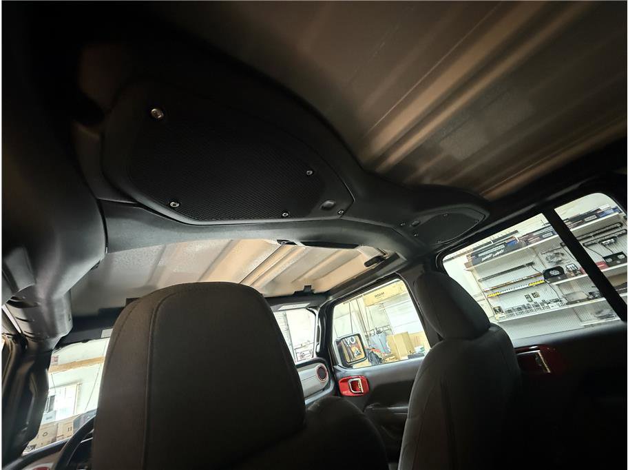 Used 2024 Jeep Gladiator Sport image 16