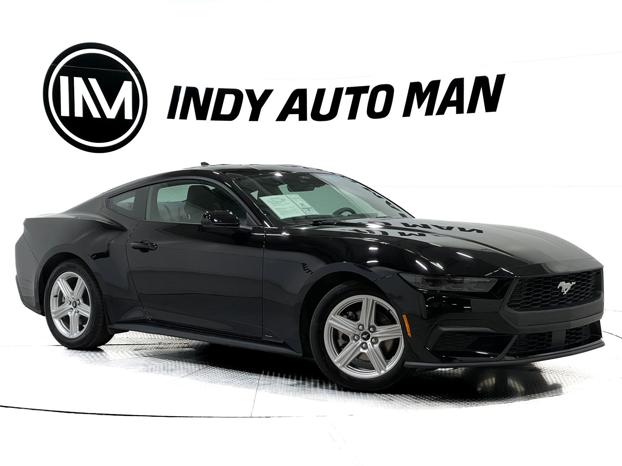 Used 2026 Ford Mustang Coupe image 2
