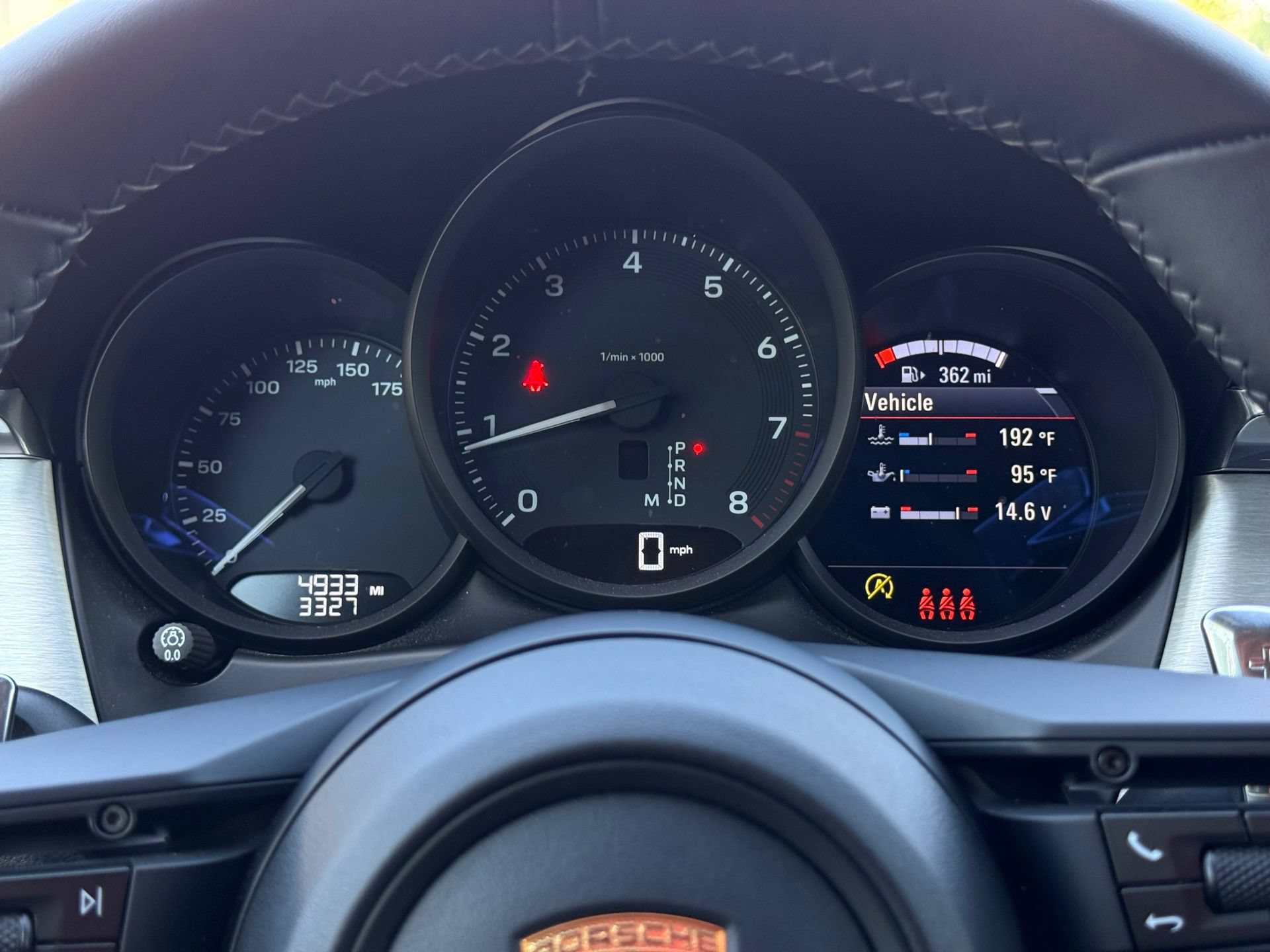 Used 2026 Porsche Macan AWD/4WD image 16