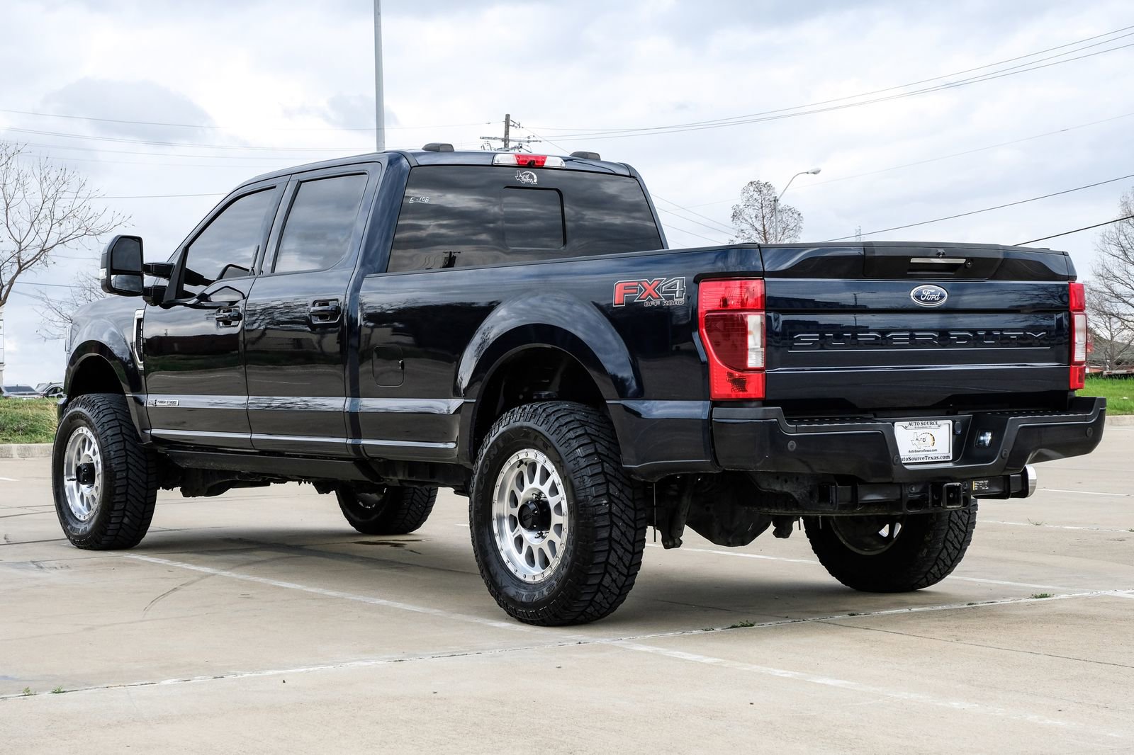 Used 2022 Ford F250 Lariat w/ Lariat Ultimate Package image 10