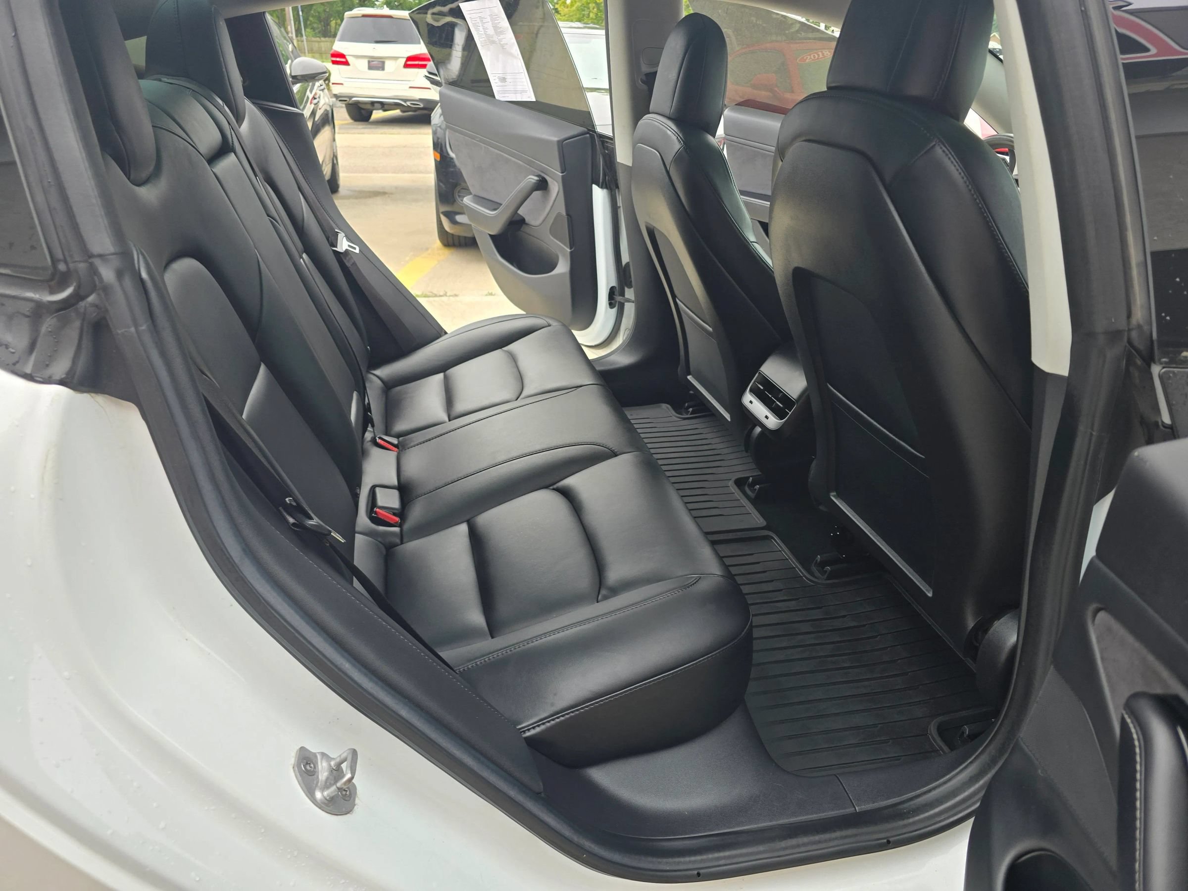 Used 2018 Tesla Model 3 Long Range AWD/4WD image 11