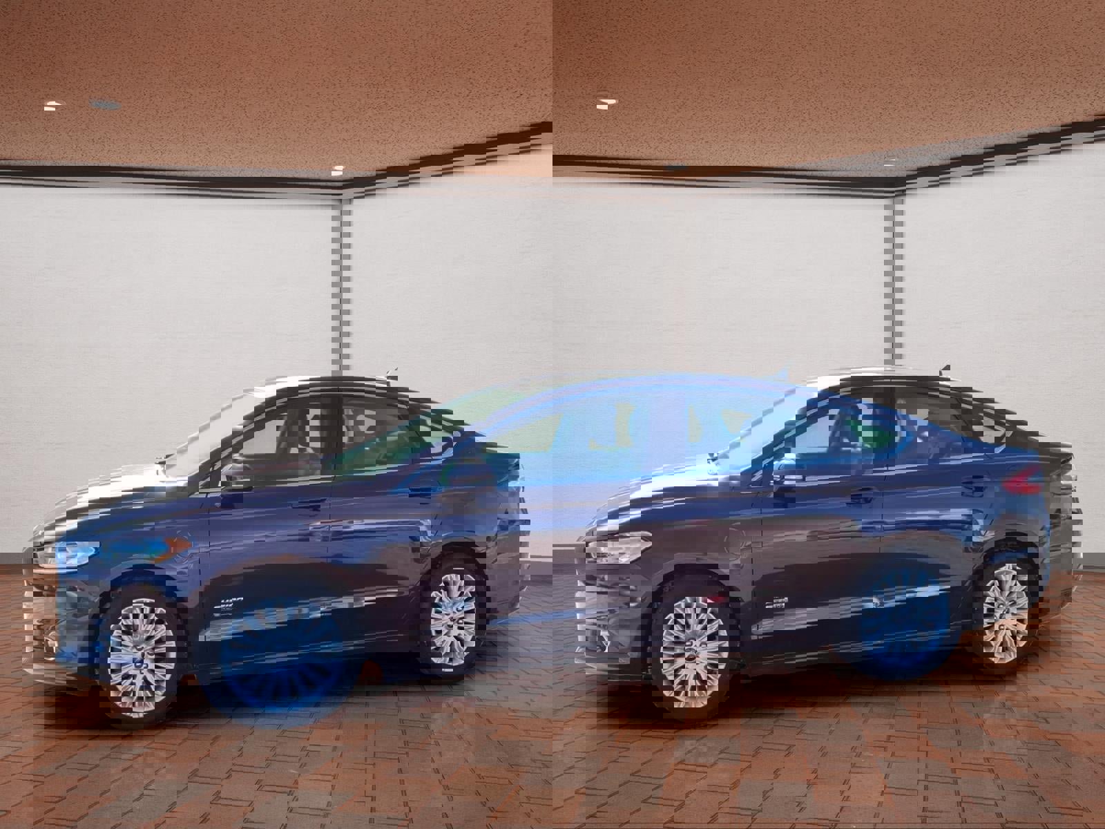 Used 2013 Ford Fusion Energi SE image 5