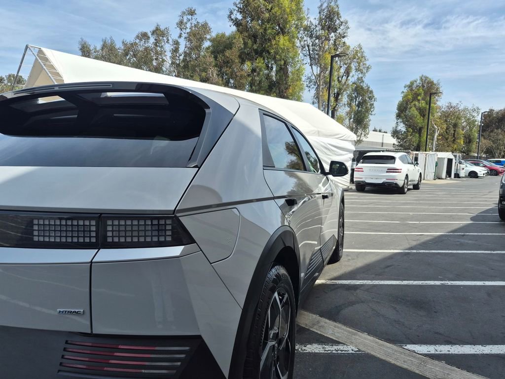 Used 2023 Hyundai Ioniq 5 SEL w/ Cargo Package image 6