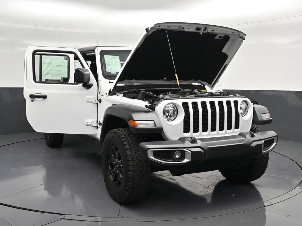 Used 2023 Jeep Gladiator Sport AWD/4WD image 35