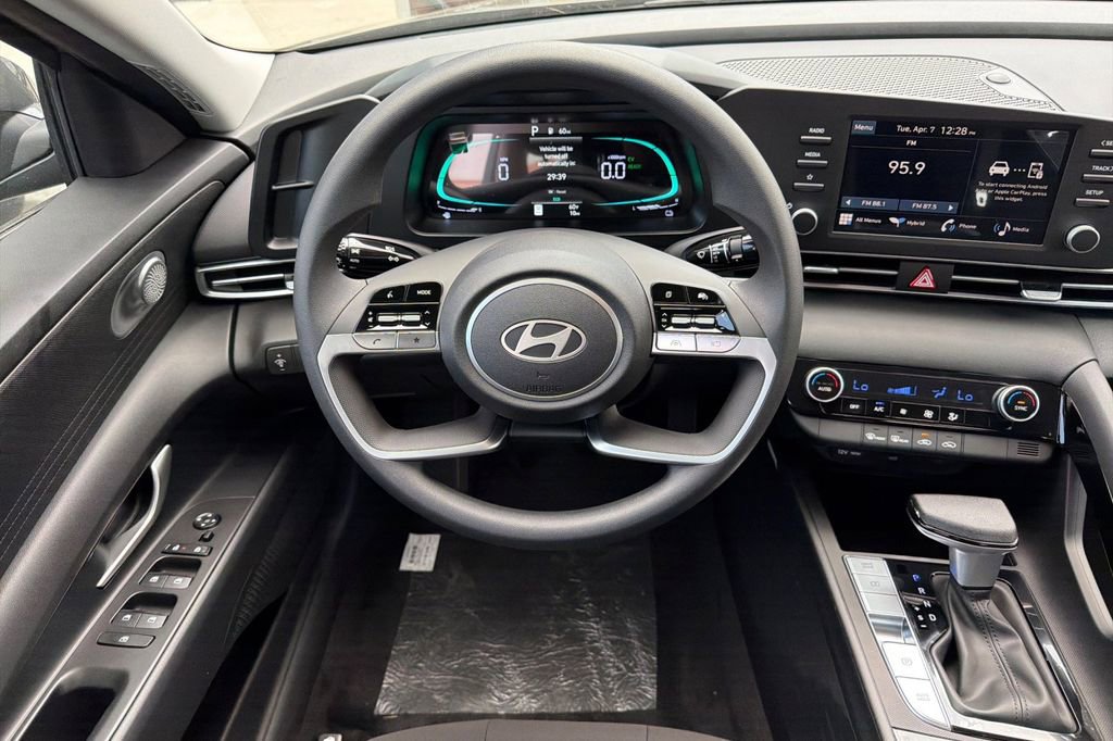 New 2026 Hyundai Elantra Blue image 12