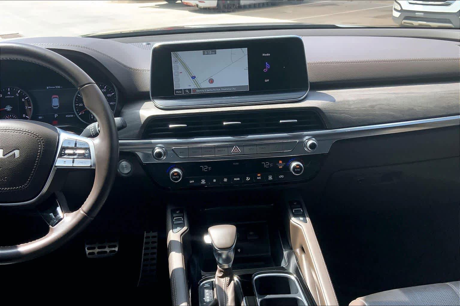 Used 2022 Kia Telluride SX FWD image 7
