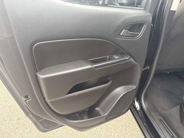 Used 2022 Chevrolet Colorado LT w/ Safety Package image 21