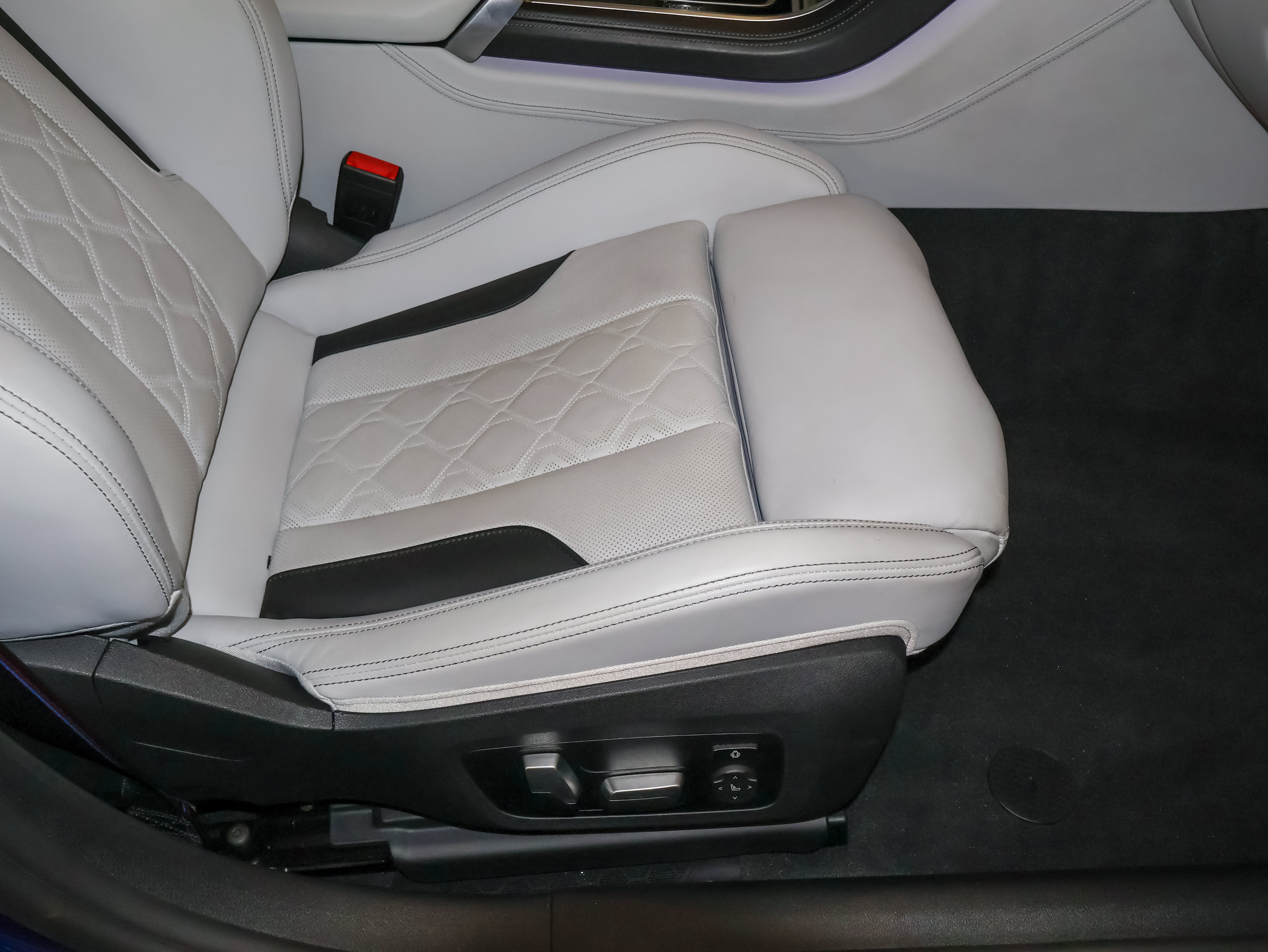 Used 2022 BMW M8 Gran Coupe xDrive Competition AWD/4WD image 49