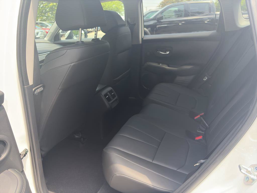 Certified 2025 Acura ADX AWD image 26