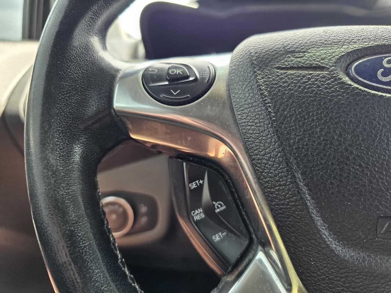 Used 2019 Ford Transit Connect XLT FWD image 7