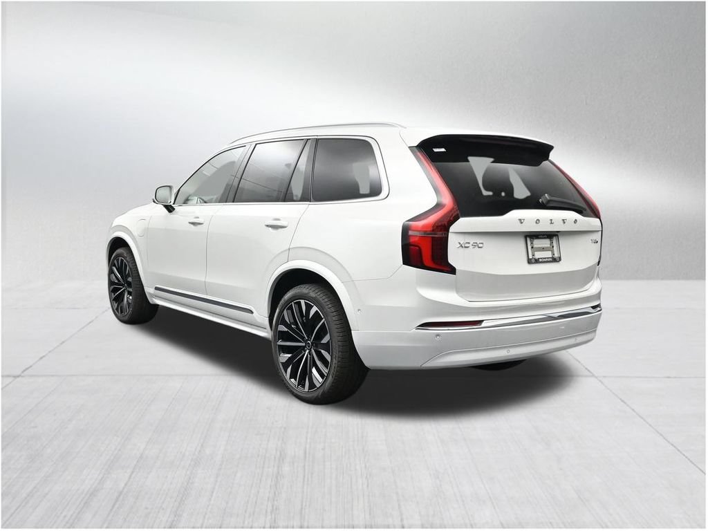 New 2026 Volvo XC90 T8 Plus w/ Protection Package Premier AWD/4WD image 3