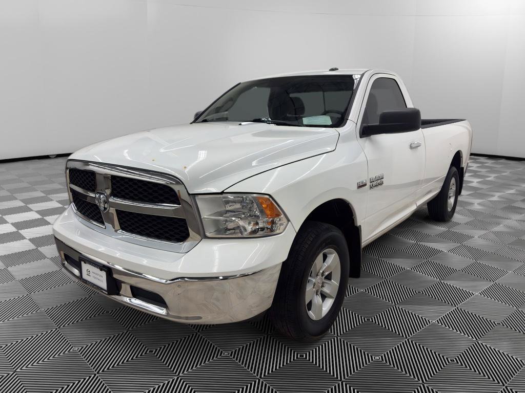 Used 2018 RAM 1500 Classic SLT image 3
