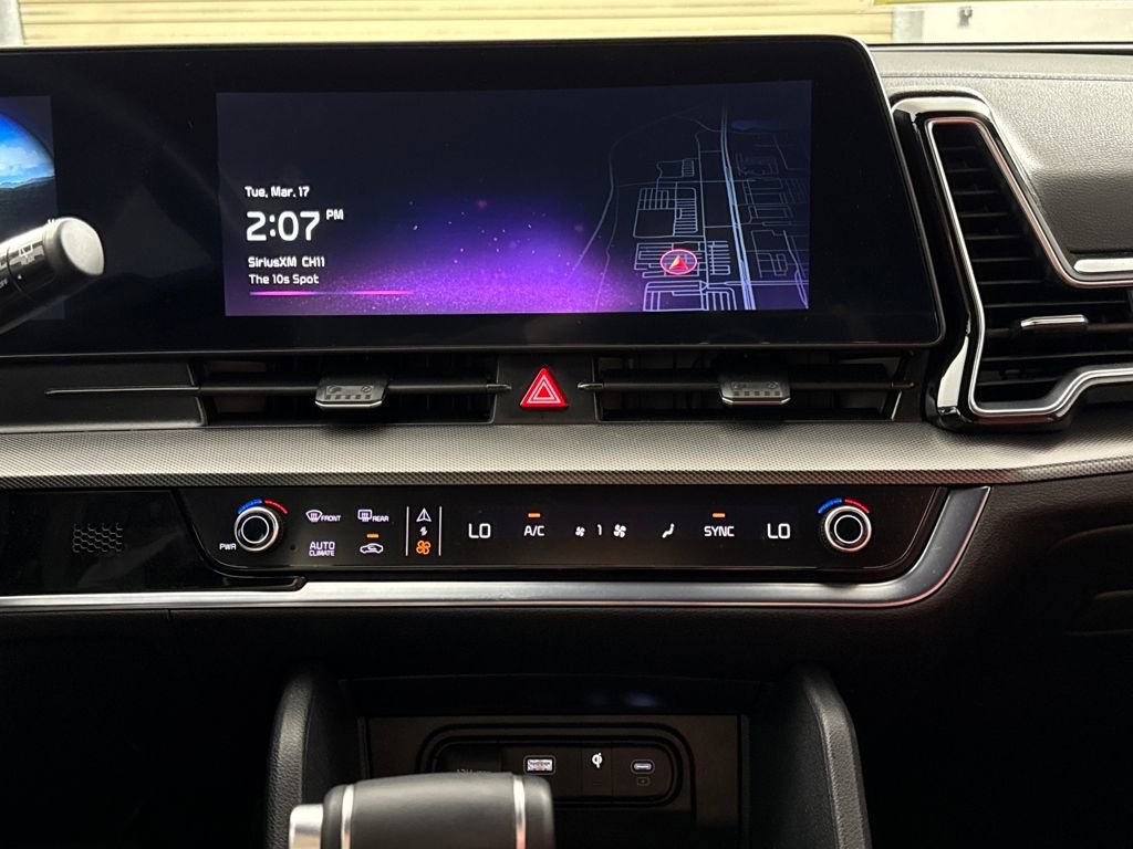 Used 2025 Kia Sportage SX image 19