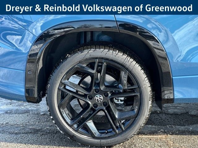 New 2026 Volkswagen Tiguan SE R-Line image 9