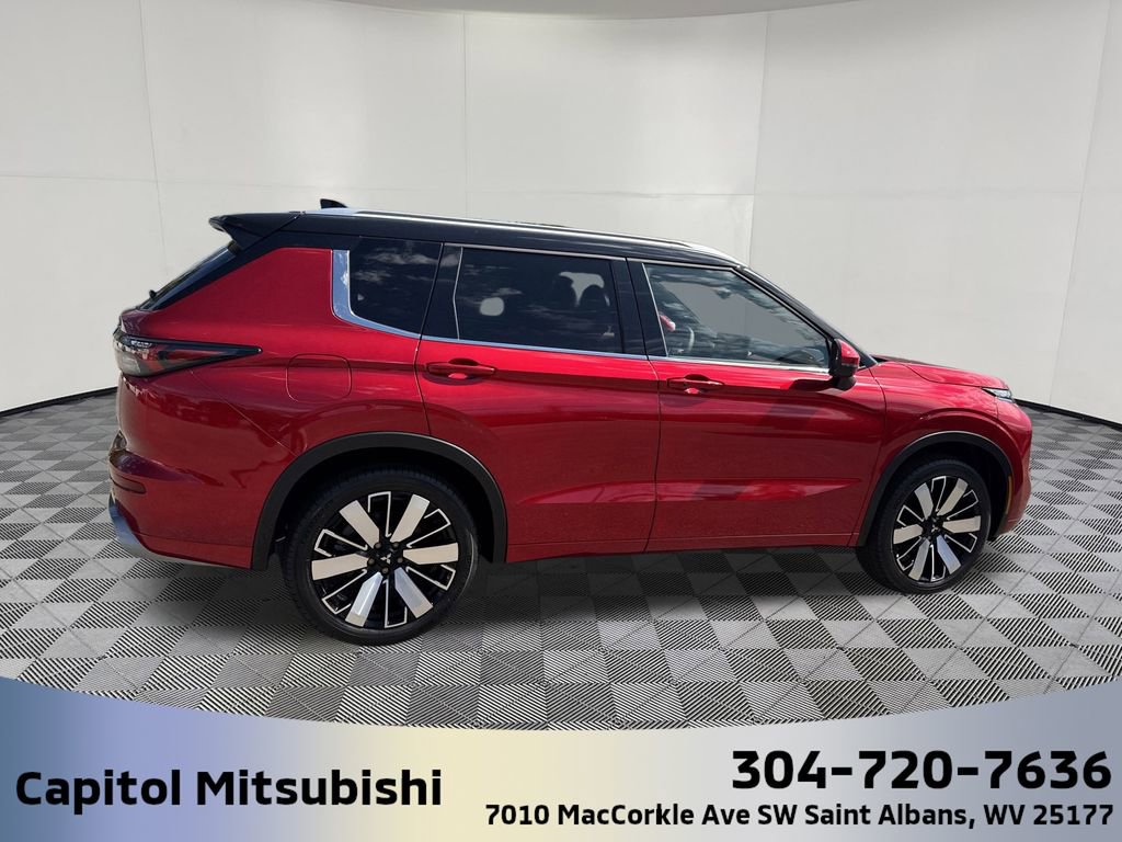 New 2025 Mitsubishi Outlander SEL image 4