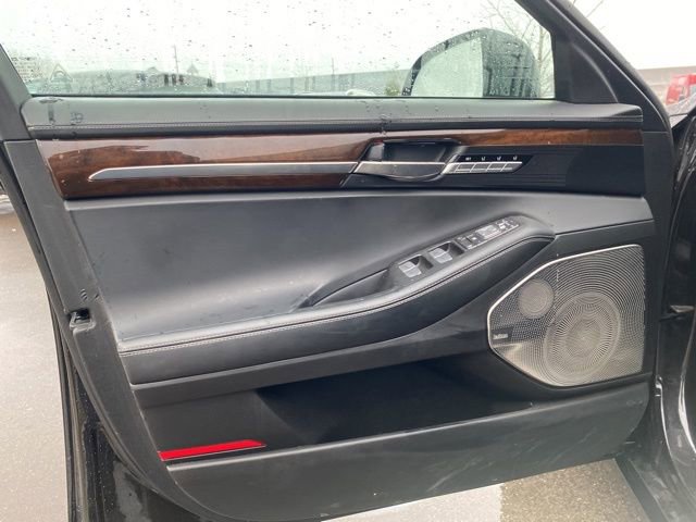 Used 2019 Genesis G90 3.3T Premium image 5