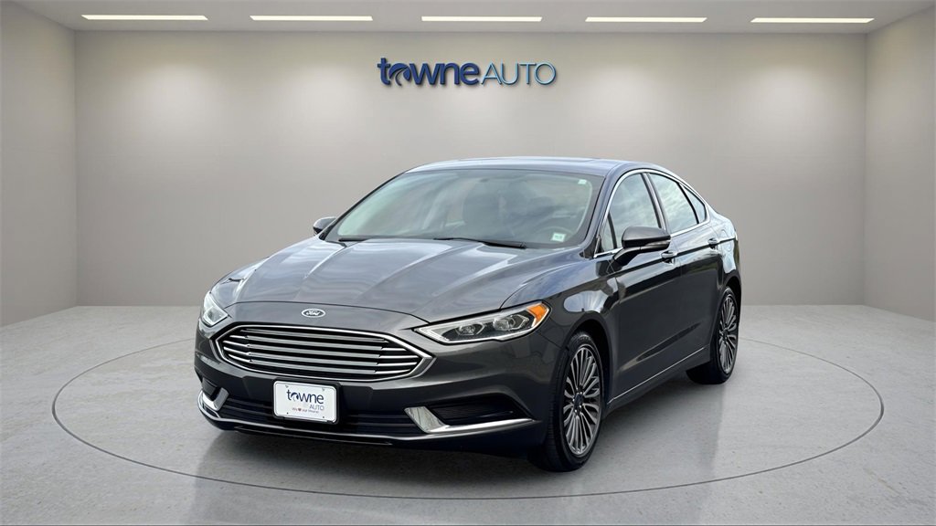 Used 2018 Ford Fusion SE w/ Fusion SE Technology Package