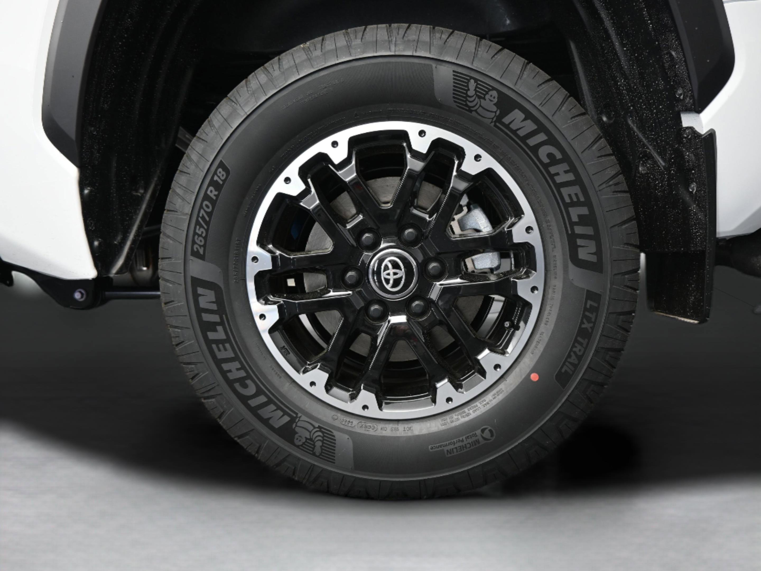 New 2026 Toyota Tundra SR5 AWD/4WD image 33