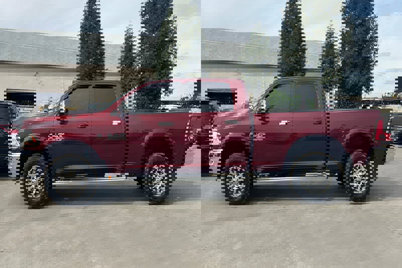 Used 2017 RAM 2500 Laramie w/ Off Road Package image 6