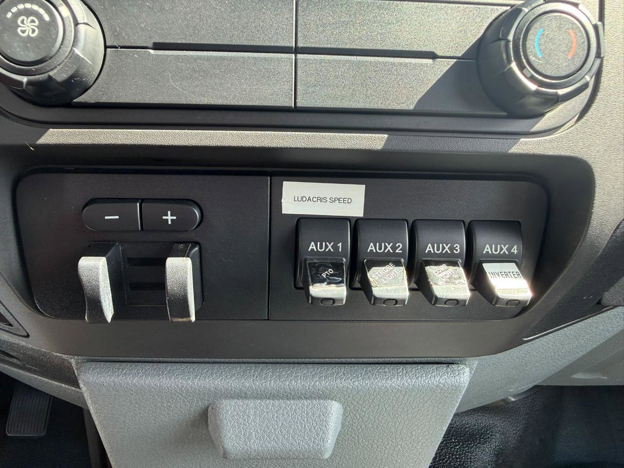 Used 2014 Ford F450 XL w/ Power Equipment Group image 48