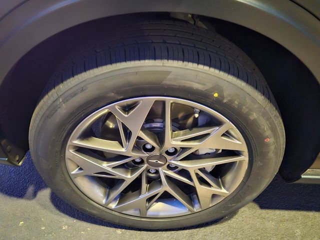 Used 2023 Genesis GV70 2.5T w/ Advanced Package image 10