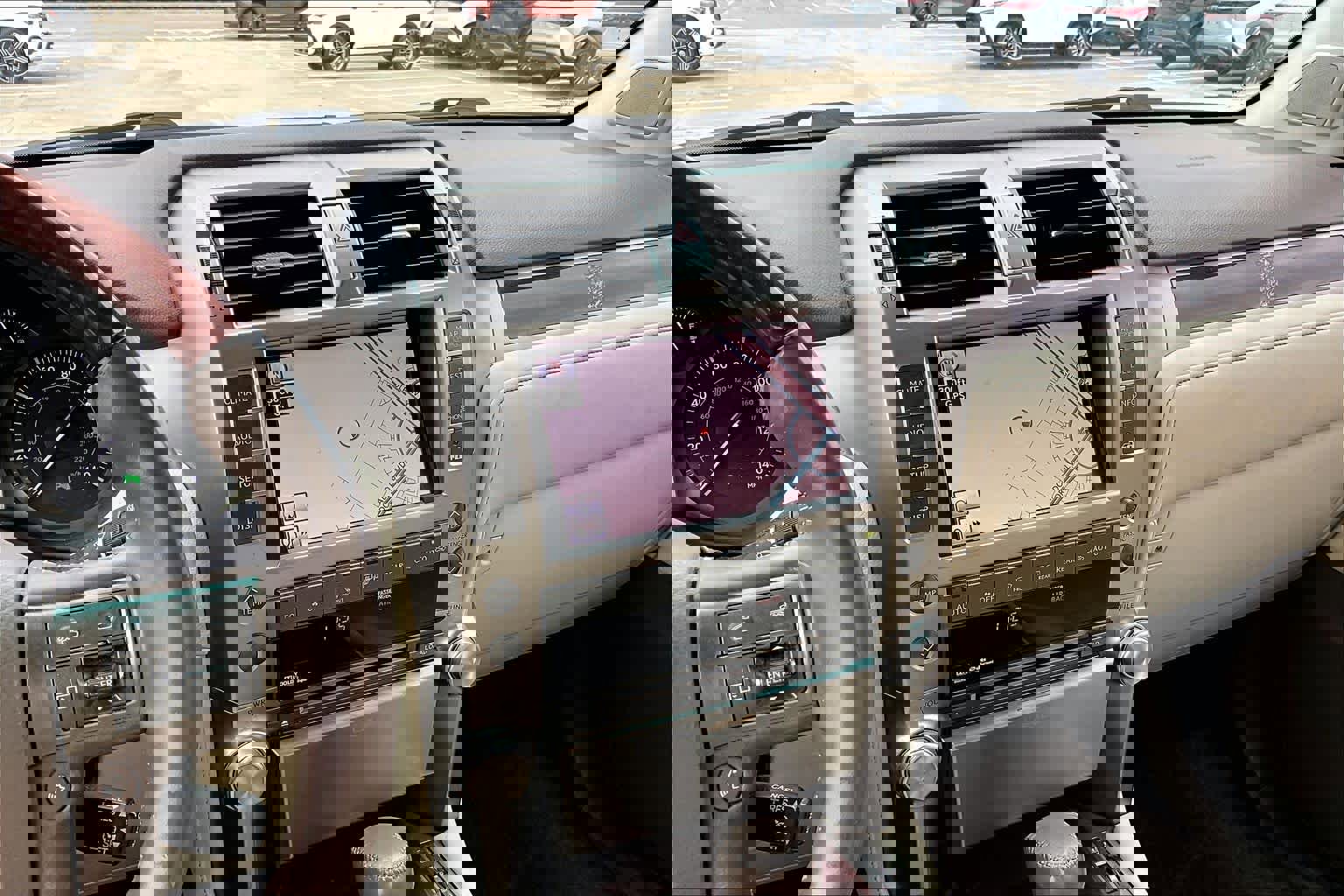 Used 2011 Lexus GX 460 w/ Comfort Plus Pkg AWD/4WD image 6