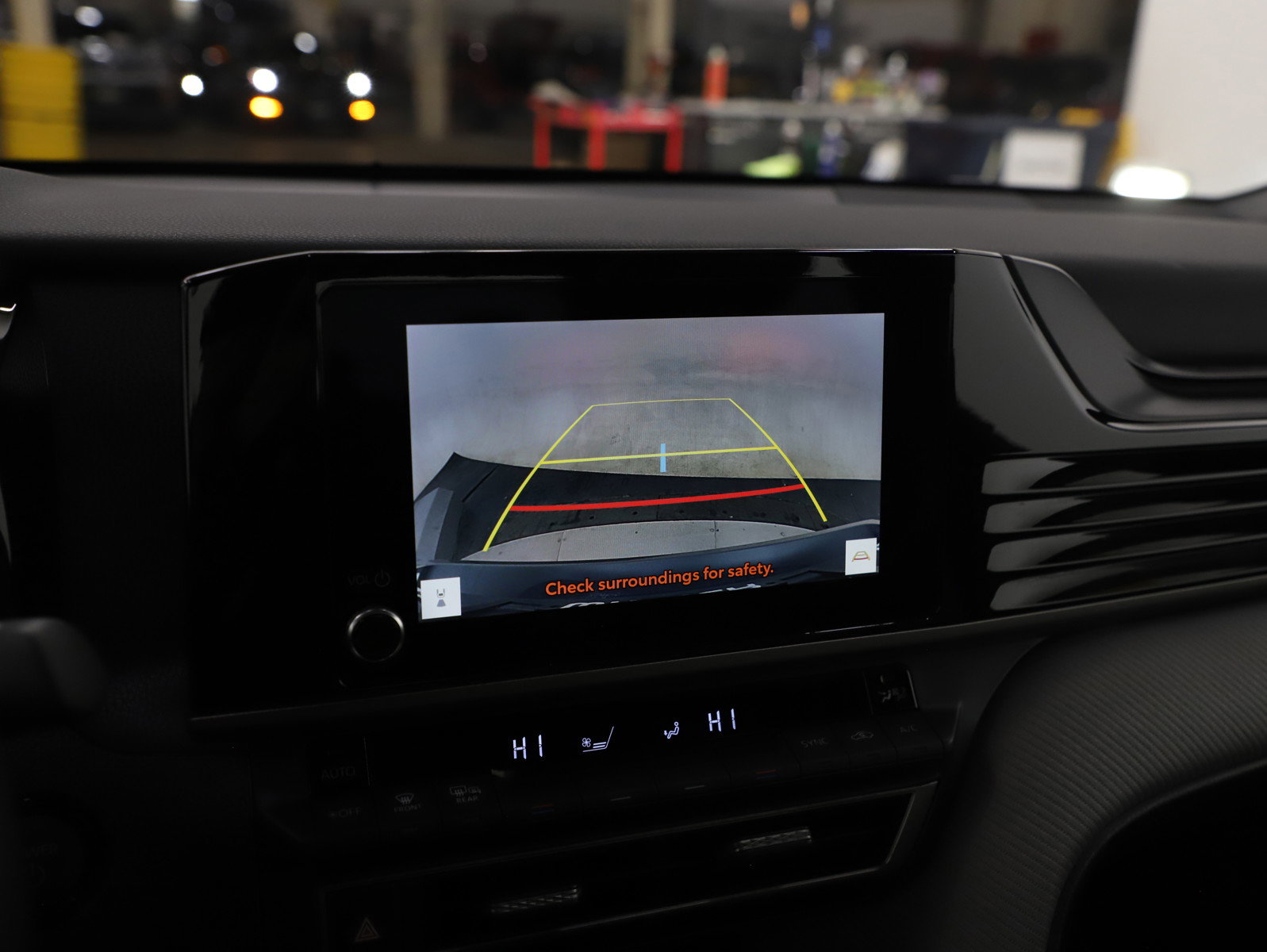 Used 2025 Toyota Camry SE image 20