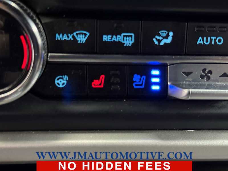 Used 2023 Ford Expedition Limited image 43