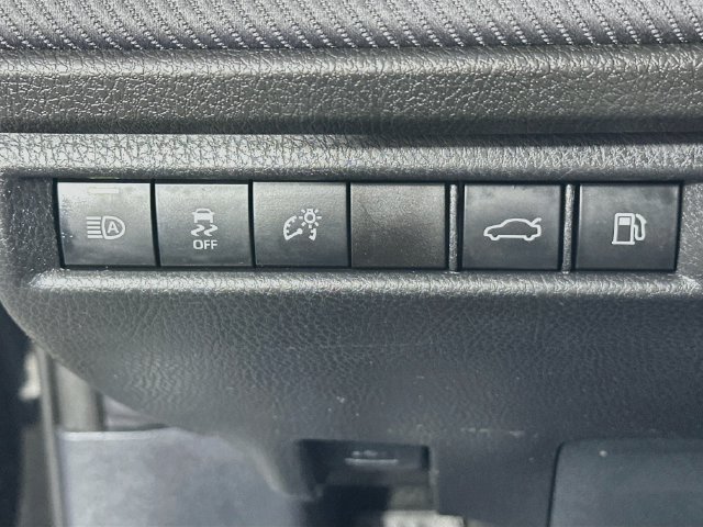 Used 2025 Toyota Camry SE FWD image 21