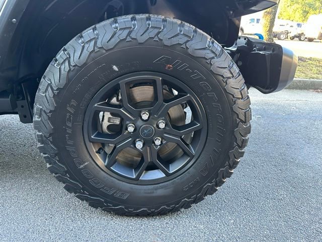 Used 2024 Jeep Wrangler Unlimited image 13