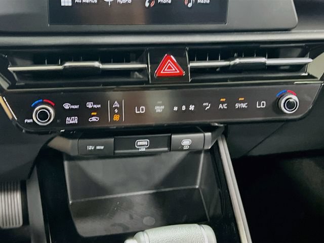New 2026 Kia Niro LX FWD image 15