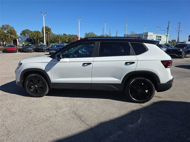 New 2026 Volkswagen Taos SE image 6
