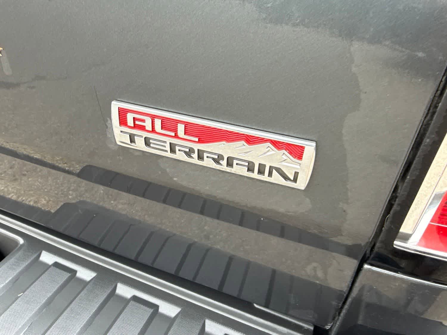 Used 2016 GMC Canyon SLE w/ All Terrain Package AWD/4WD image 24