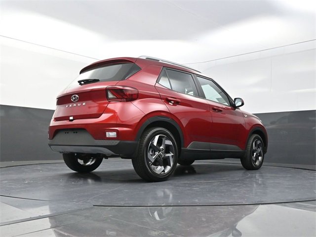 New 2025 Hyundai Venue Limited image 35