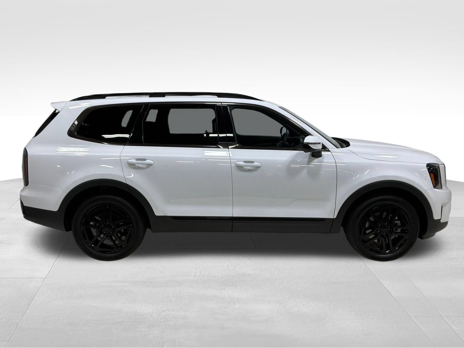 Used 2025 Kia Telluride SX Prestige X-Line AWD/4WD image 3