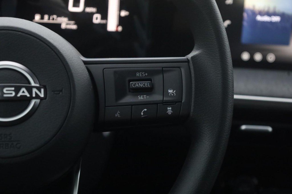 New 2026 Nissan Kicks SV AWD/4WD image 9